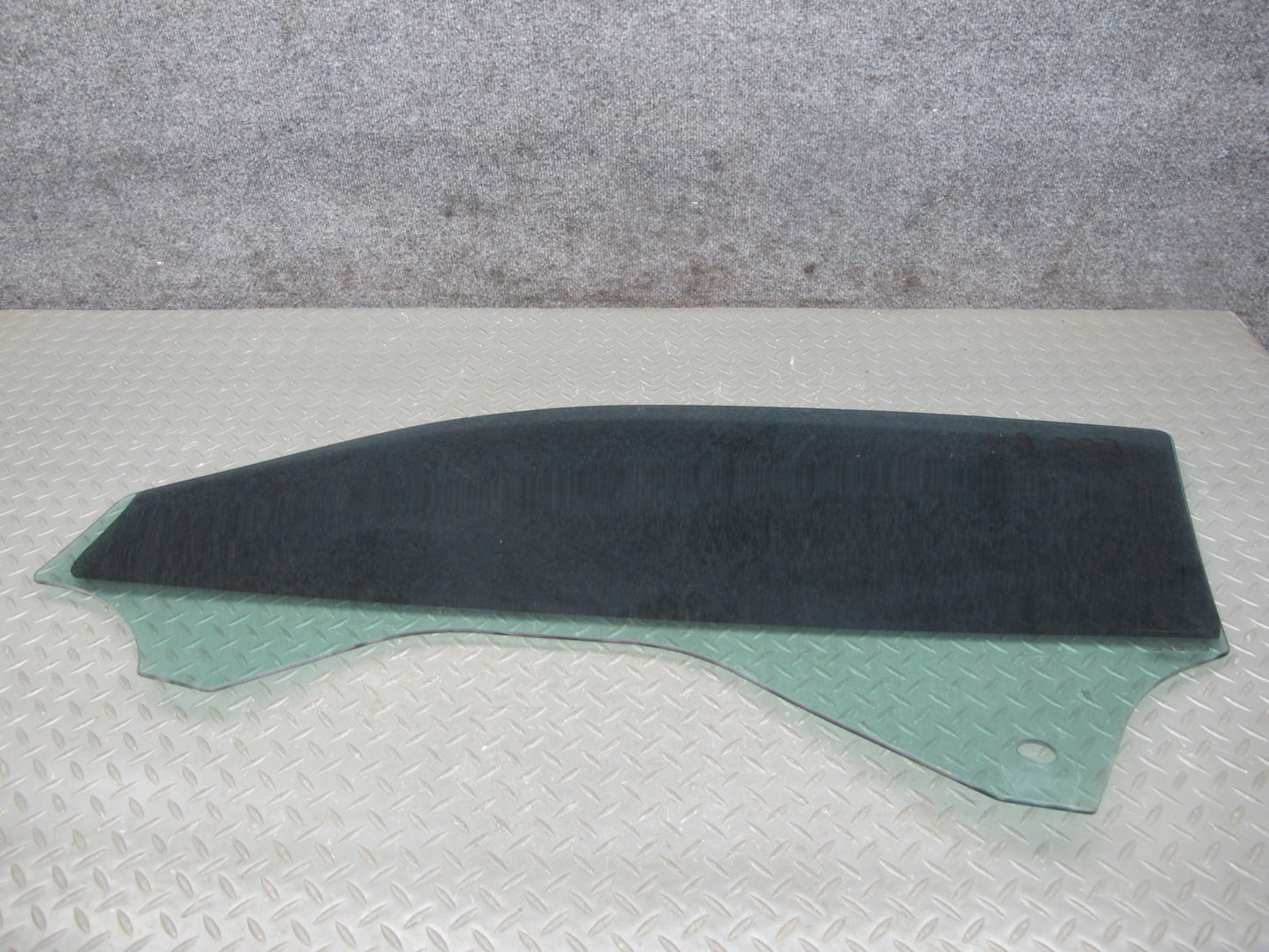 16-23 Chevrolet Camaro Coupe Right Passenger Door Glass Window OEM
