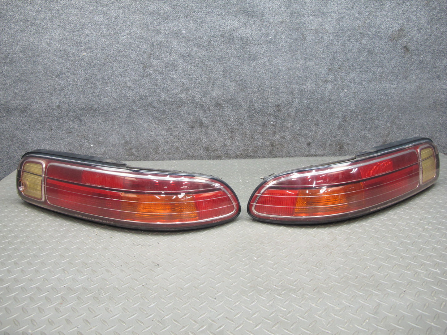 97-00 Lexus UZZ30L SC300 SC400 Set of 2 Rear Left & Right Tail Light Lamp OEM