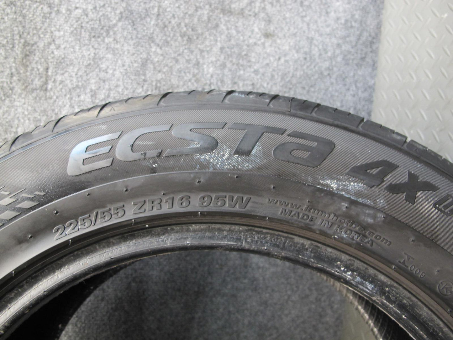 Set of 2 Kumho Ecsta 4X II ALL Season Tire 225/55 ZR16 95W 4221 8/32 Tread