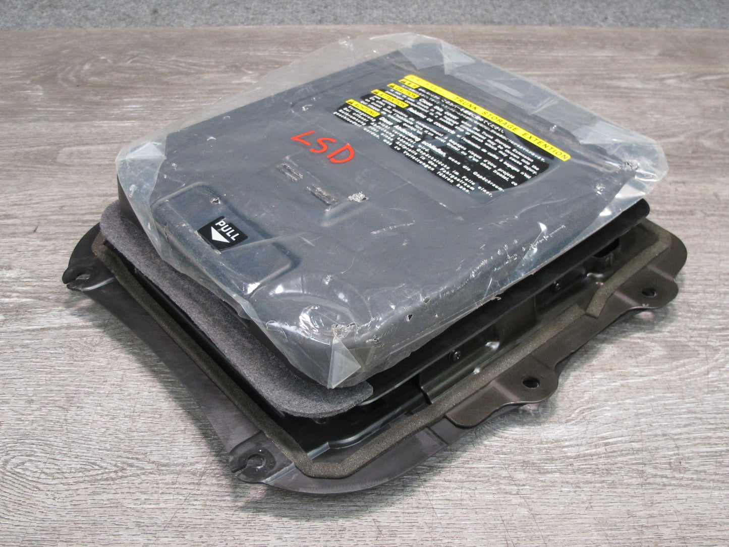01-06 Lexus UCF30L LS430 Rear Seat Partition Trunk Storage Extension OEM
