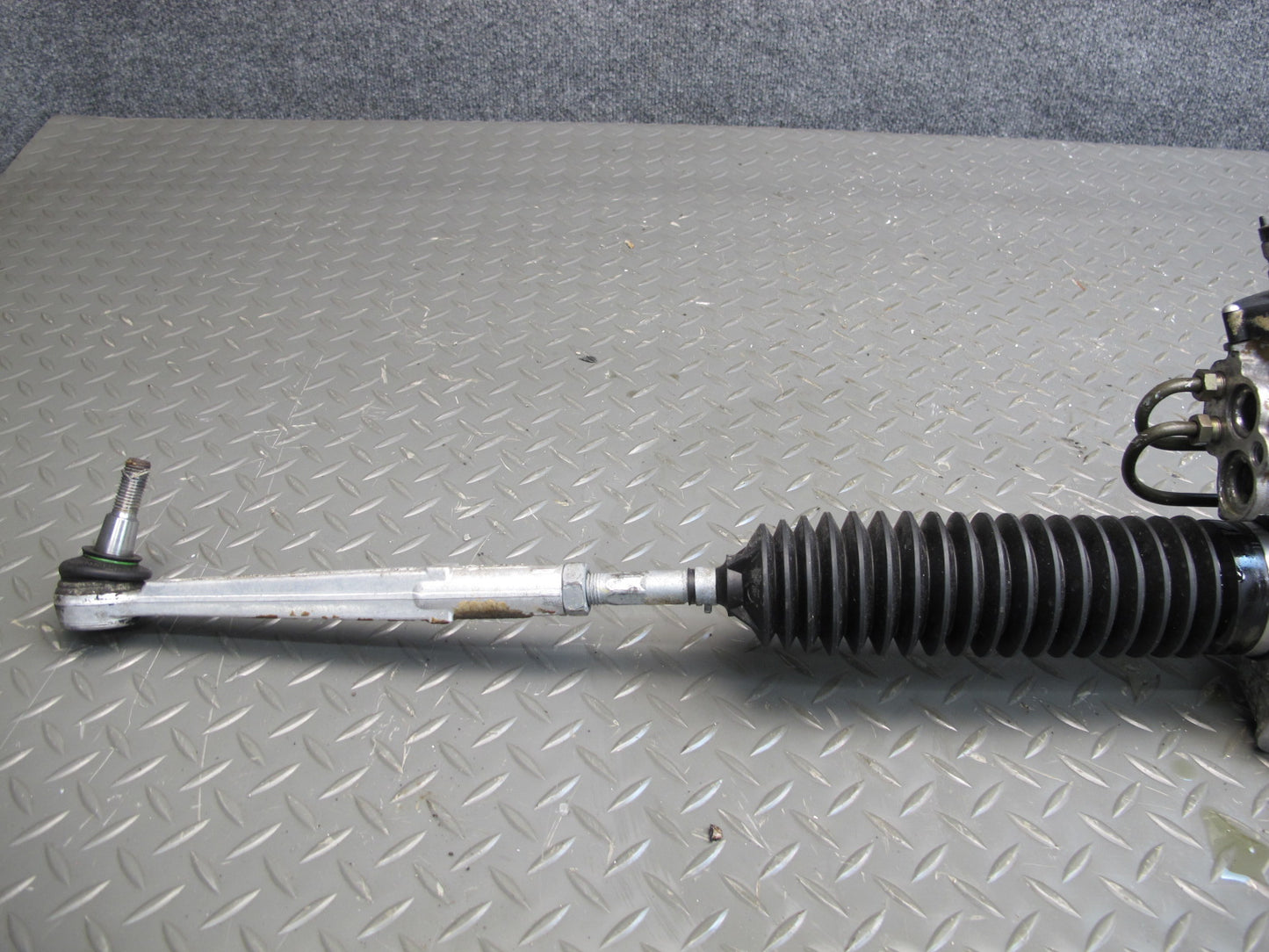 1997-2004 Porsche Boxster 986 Power Steering Rack AND Pinion Gear 99634701107