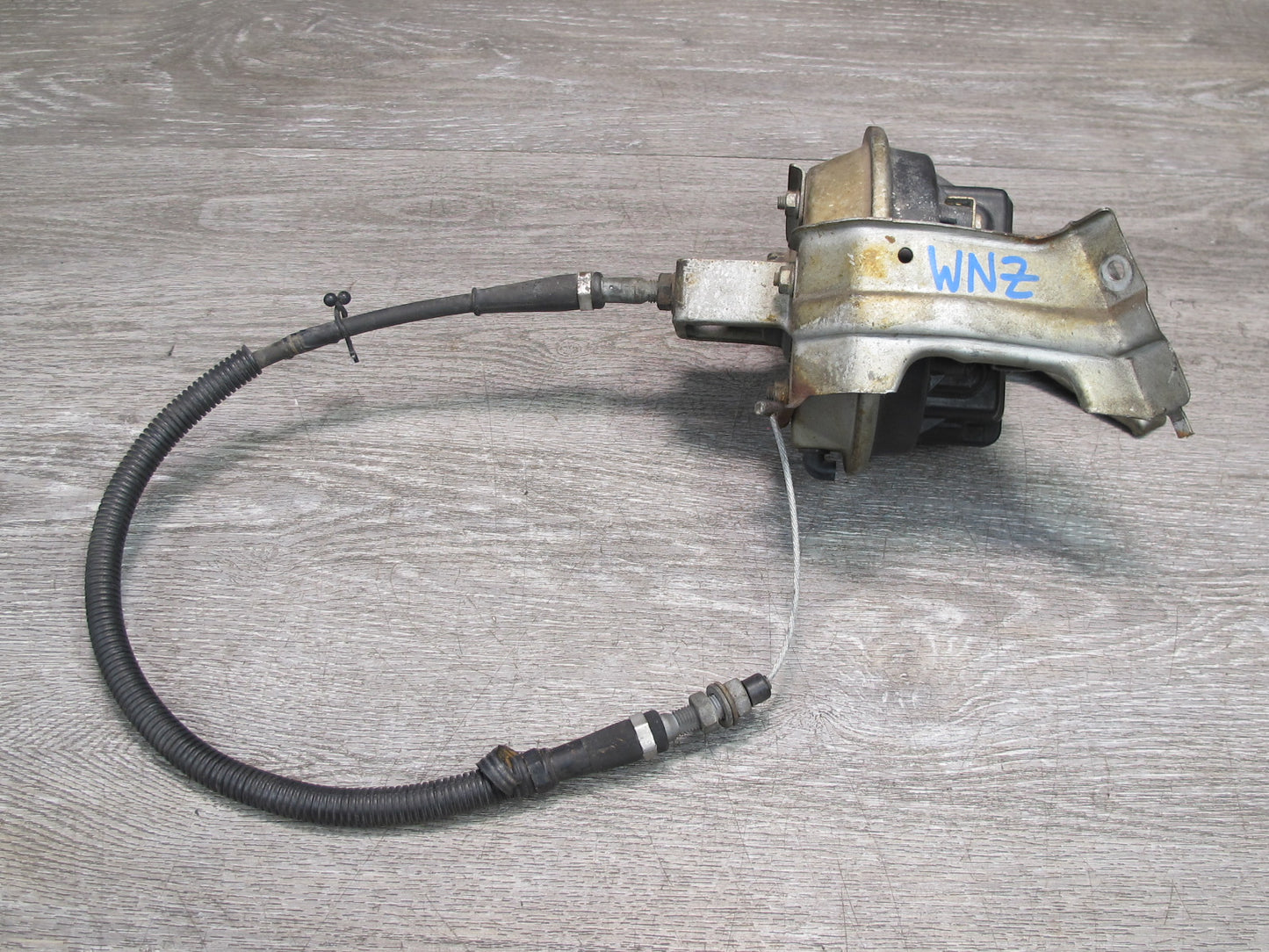 1985 Nissan Z31 300ZX NON Turbo Cruise Control Actuator Motor w Cable OEM