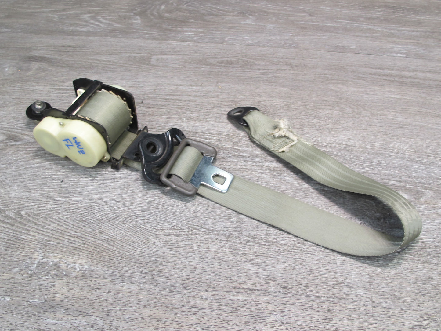 84-89 NISSAN 300ZX Z31 FRONT LEFT & RIGHT SIDE SEATBELT RETRACTOR SET OEM