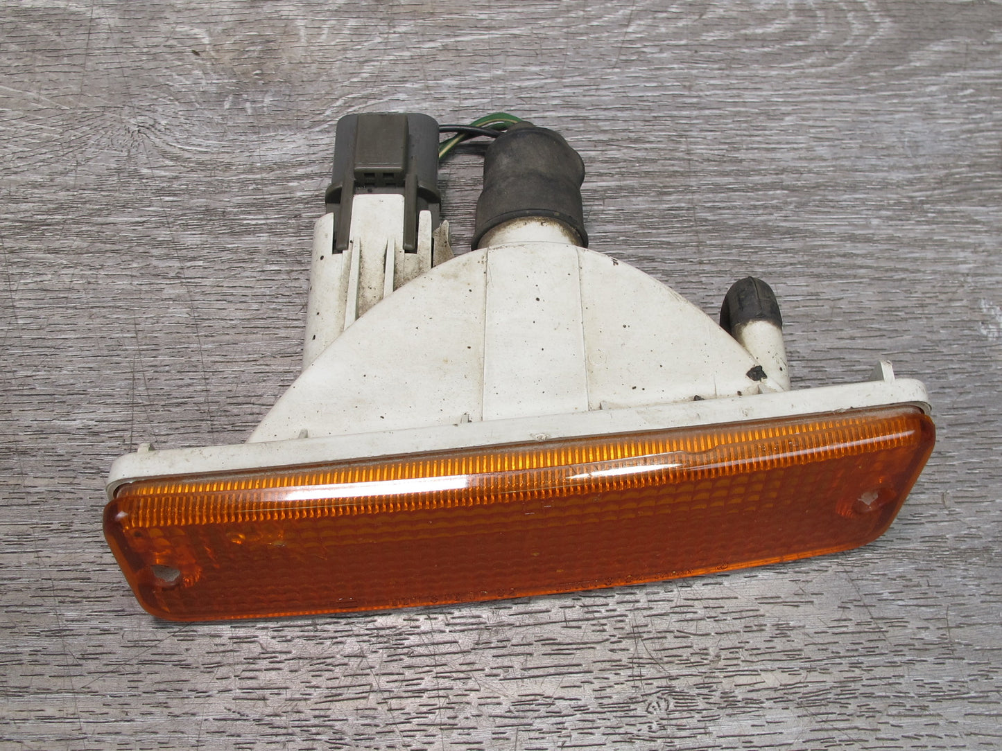 85-86 Nissan Z31 300ZX NA Set of 2 Front Left Right Turn Signal Light Lamp OEM