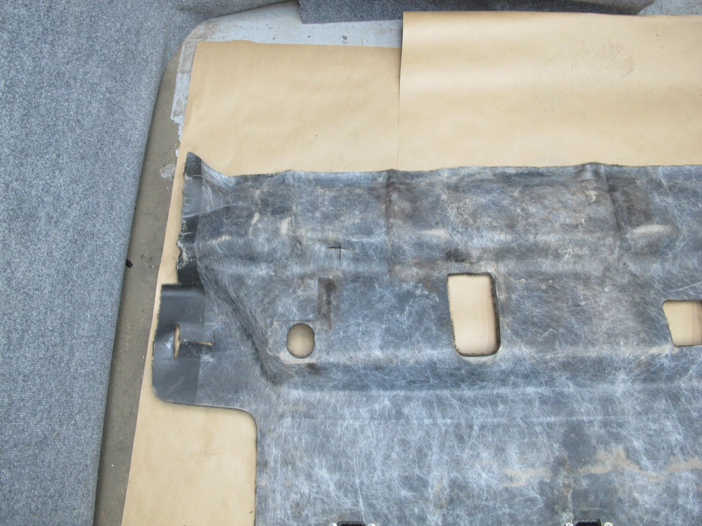 2003-2007 Hummer H2 Rear Trunk Cargo Floor Carpet Cover MAT Liner