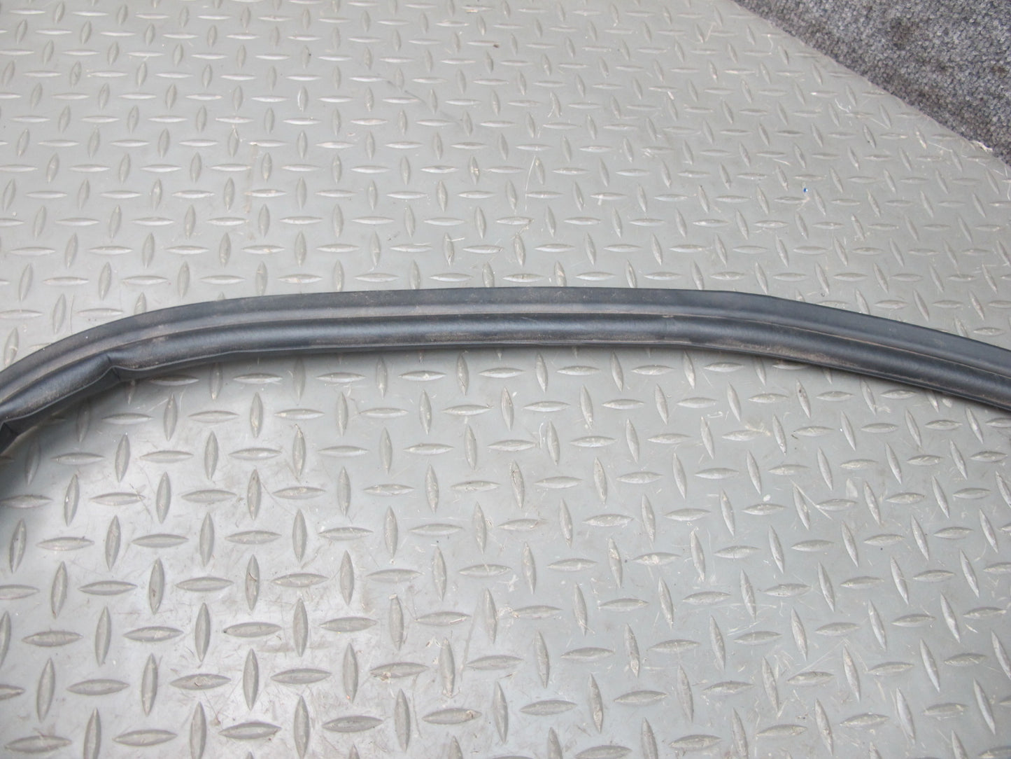 1997-2004 Porsche Boxster 986 Convertible TOP Roof Weatherstrip Rubber Seal