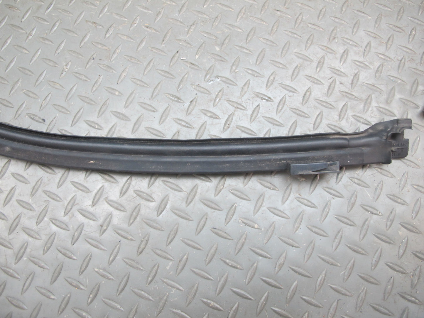 1997-2004 Porsche Boxster 986 Convertible TOP Roof Weatherstrip Rubber Seal