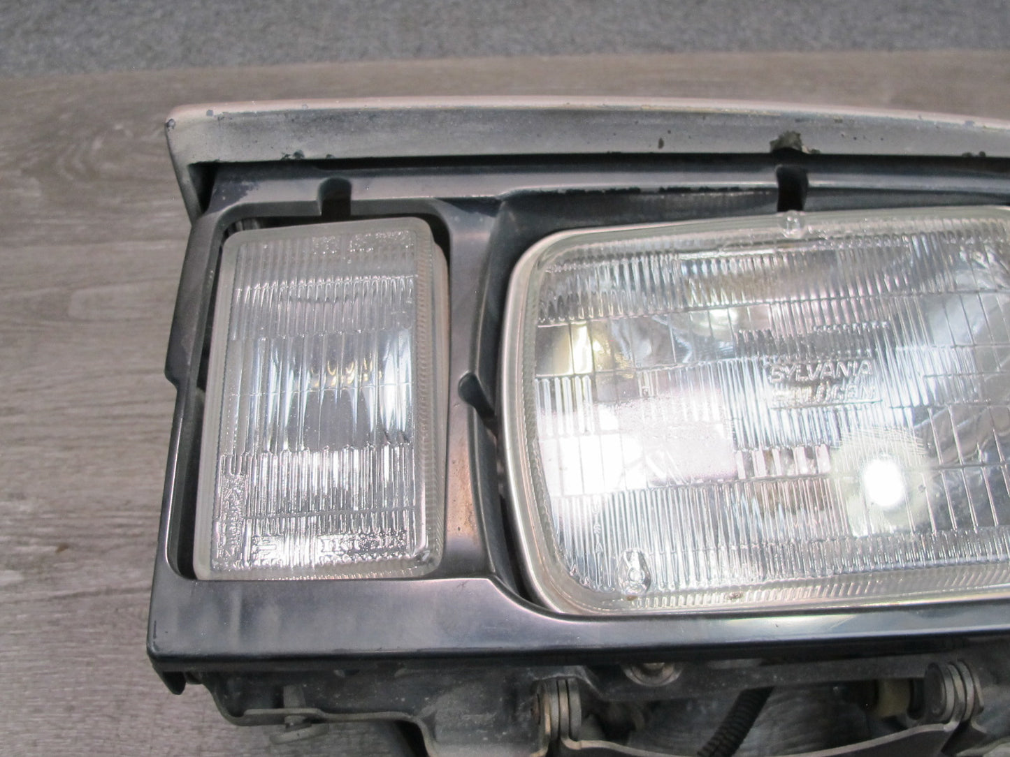 84-86 Nissan 300ZX Z31 Front Left Driver Side Headlight Lamp w Motor OEM