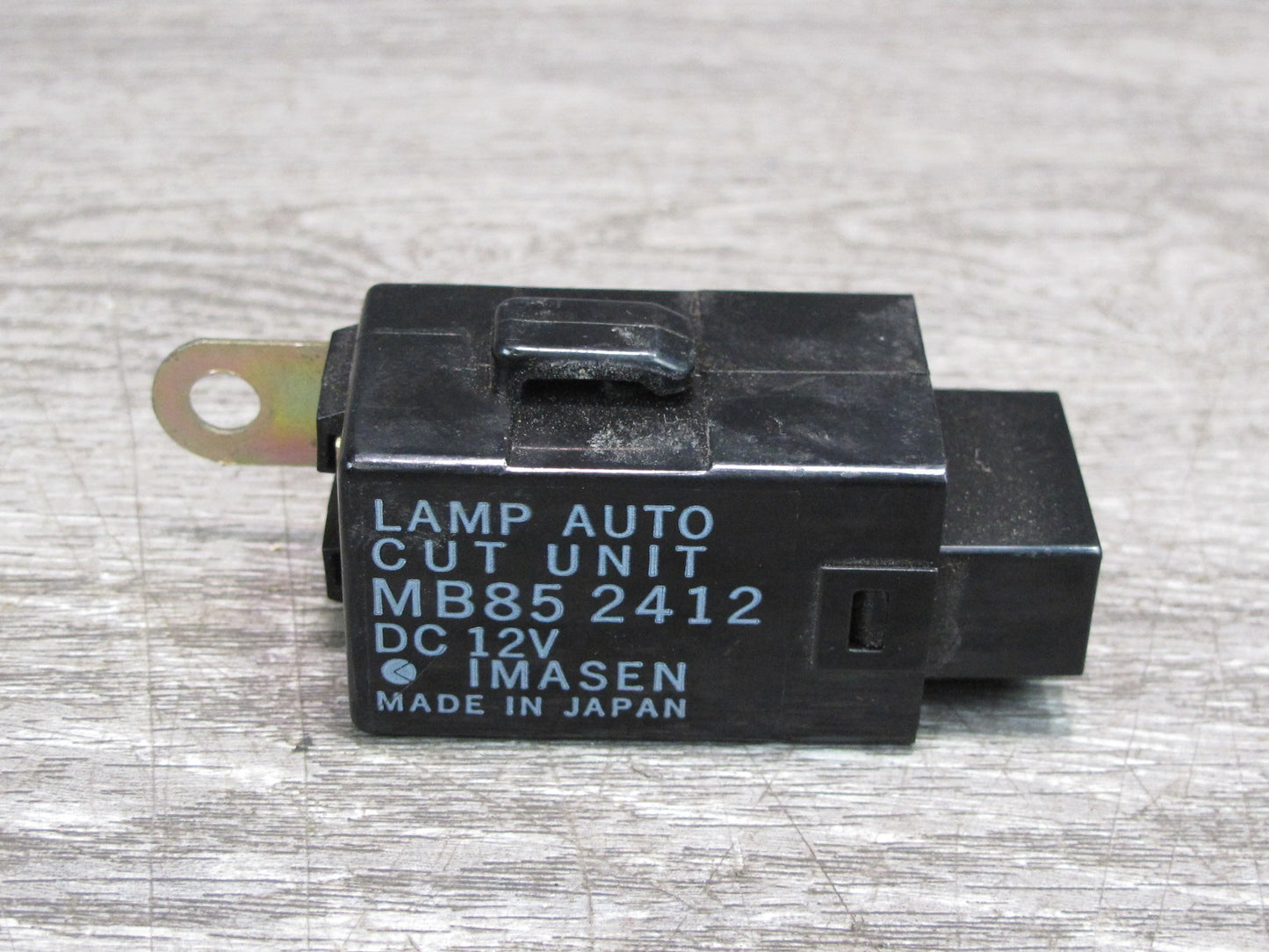 91-99 Mitsubishi 3000GT Light Lamp  Cut OUT Relay Module MB852412 OEM