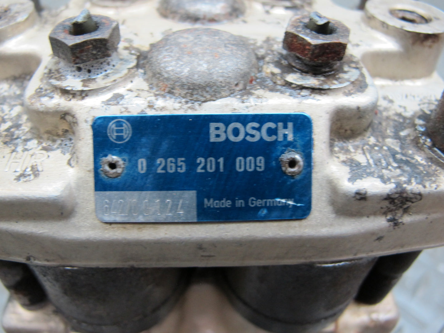 84-89 BMW E24 6-SERIES Anti Lock Brake ABS Pump Module 0265201009 OEM