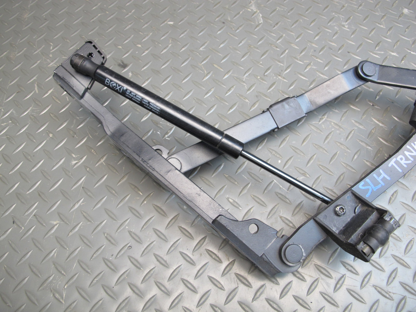 03-06 Mercedes R230 Set of 2 Rear Trunk Lid Left & Right Hinge w Support OEM