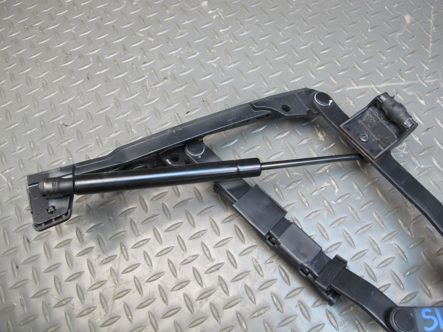 03-06 Mercedes R230 Set of 2 Rear Trunk Lid Left & Right Hinge w Support OEM