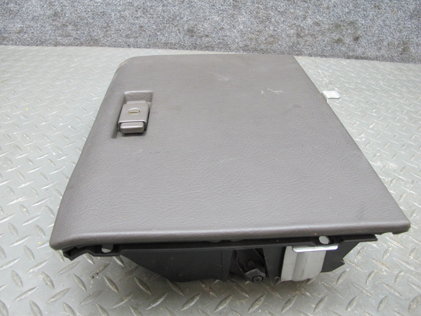 84-89 Nissan Z31 300ZX Dash Glove Box Compartment Storage w Lock OEM