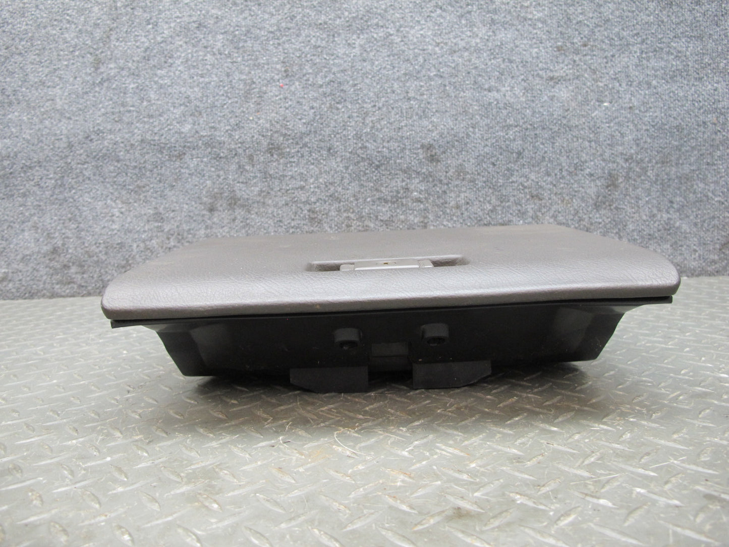 84-89 Nissan Z31 300ZX Dash Glove Box Compartment Storage w Lock OEM