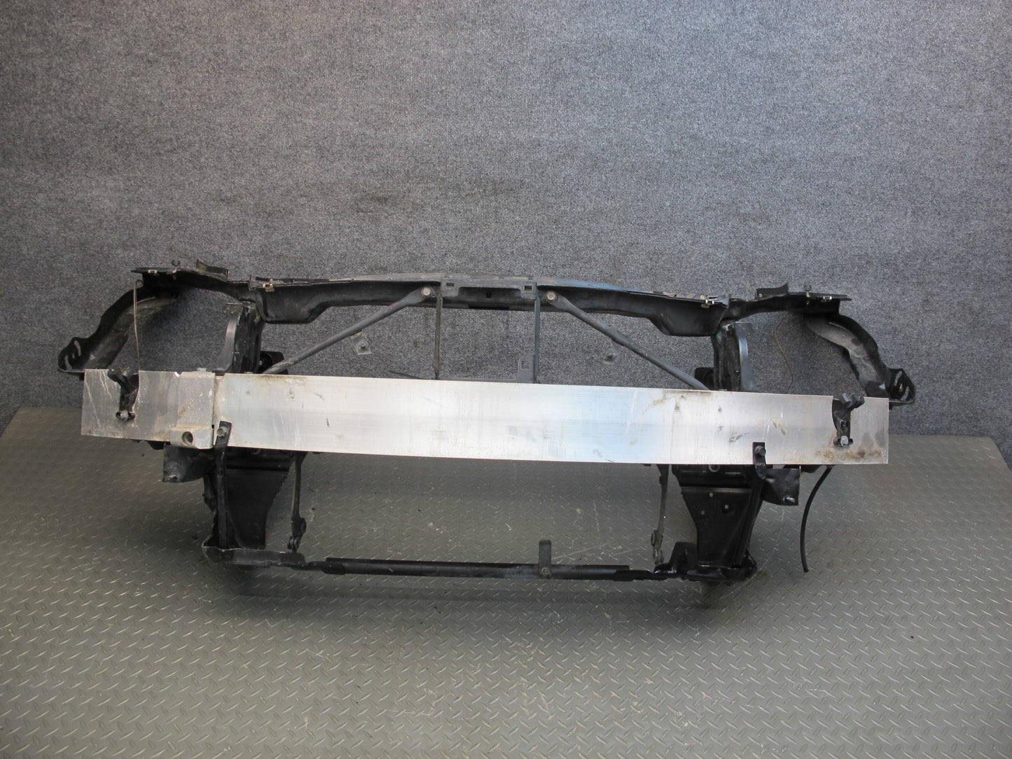 03-06 Mercedes R230 Front Engine Radiator Core Reinforcement Bar Support OEM