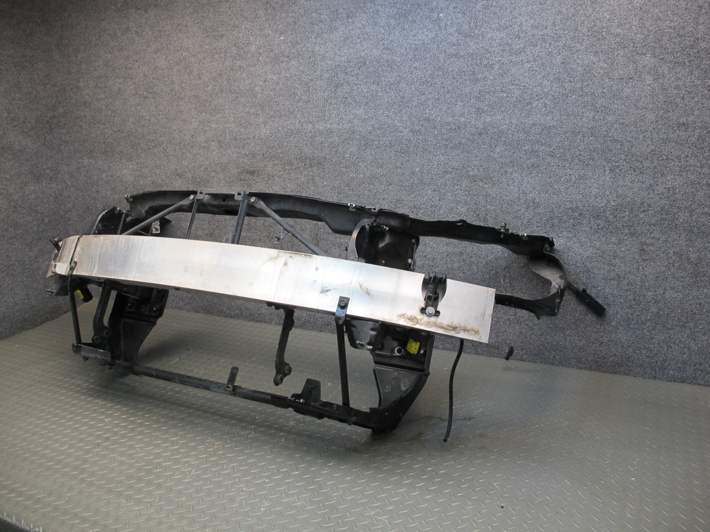 03-06 Mercedes R230 Front Engine Radiator Core Reinforcement Bar Support OEM