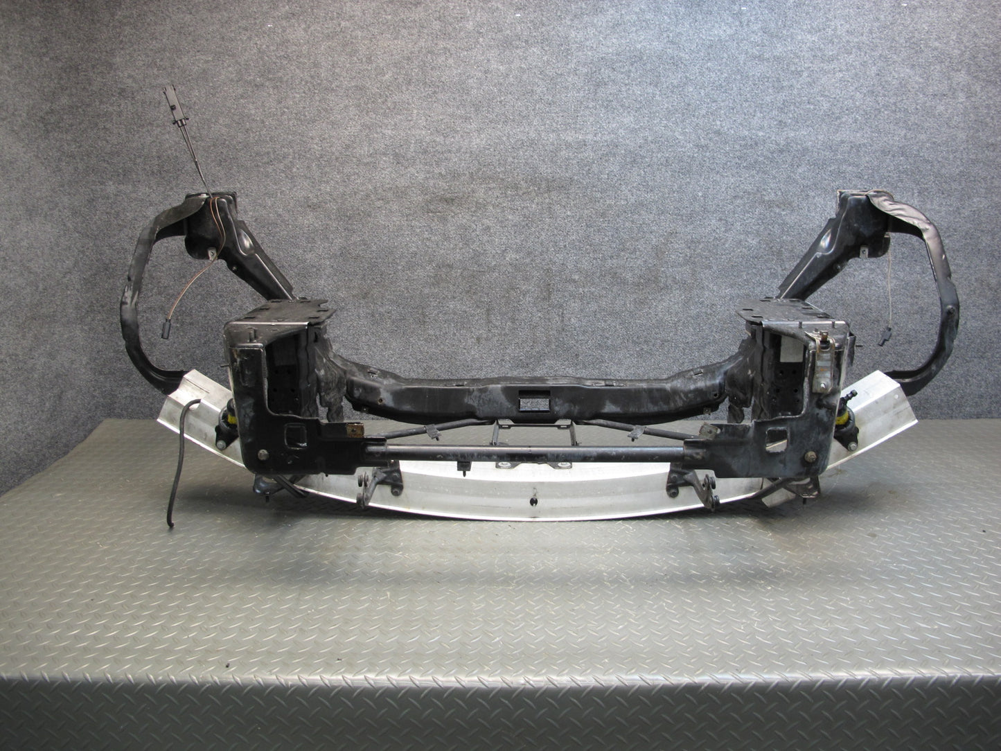 03-06 Mercedes R230 Front Engine Radiator Core Reinforcement Bar Support OEM