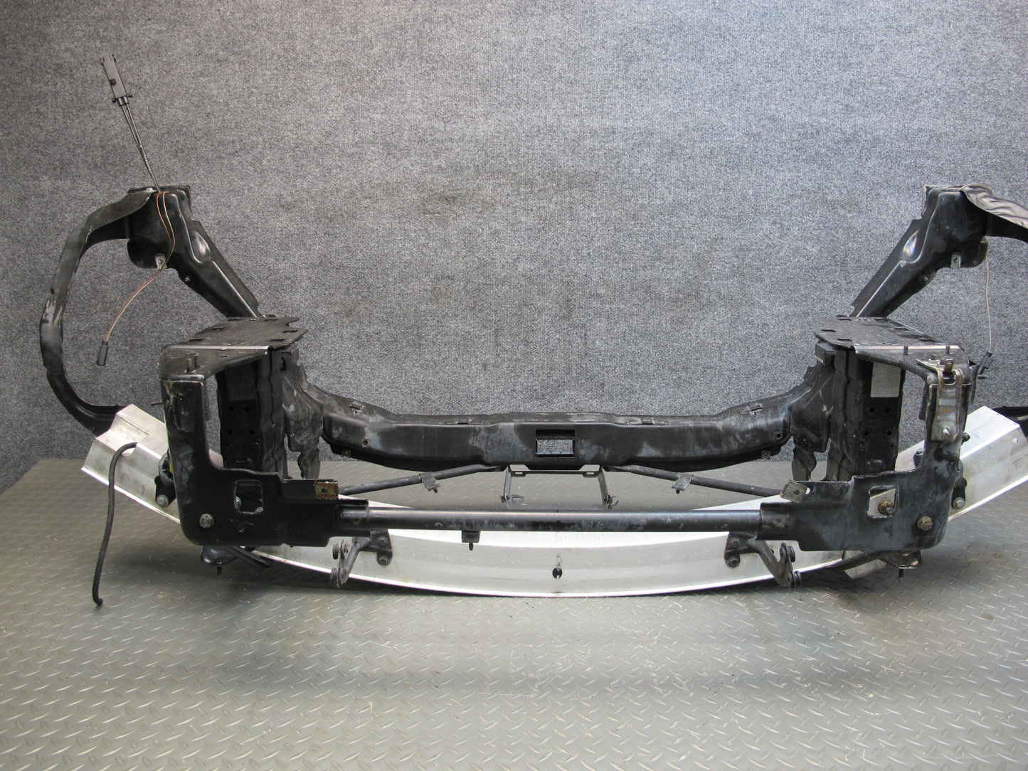 03-06 Mercedes R230 Front Engine Radiator Core Reinforcement Bar Support OEM