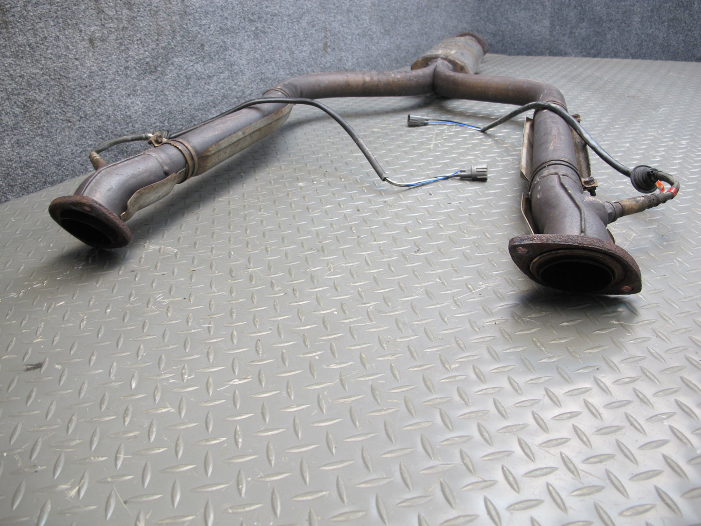 92-95 Lexus UZZ30L SC400 Exhaust Front Y Pipe w O2 Sensors OEM