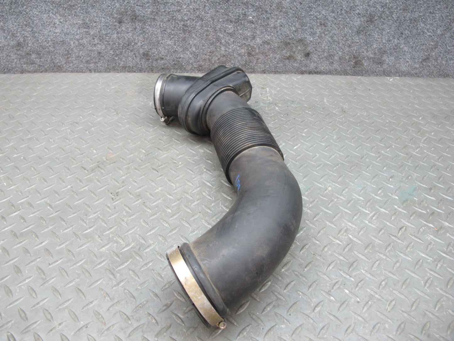 2000-2004 Porsche Boxster 986 Manual Trans Engine Air Intake Hose Tube Pipe