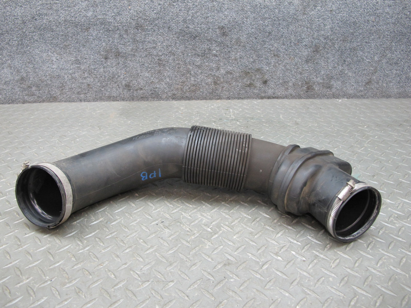 2000-2004 Porsche Boxster 986 Manual Trans Engine Air Intake Hose Tube Pipe