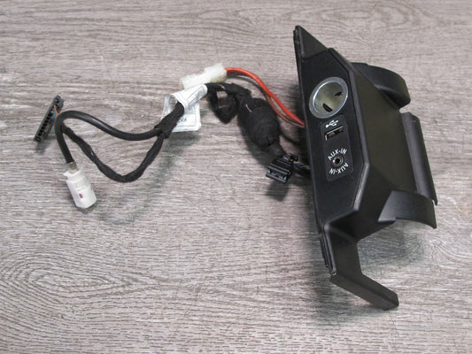 09-16 BMW E89 Z4 USB Charge Audio AUX in Lighter Socket Panel OEM