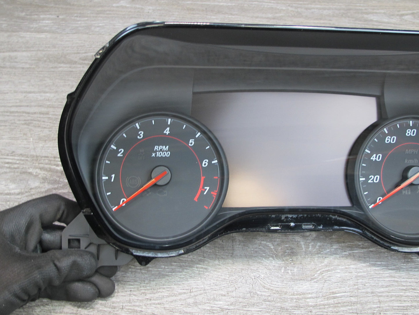 2016 Chevrolet Camaro SS 6.2 Instrument Cluster Gauge Speedometer 23508815 OEM