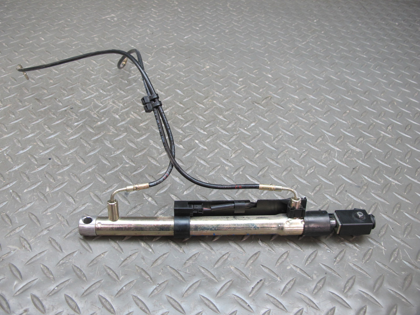 03-12 Mercedes R230 SL Convertible Rear Left Trunk Lift Cylinder w Cable OEM