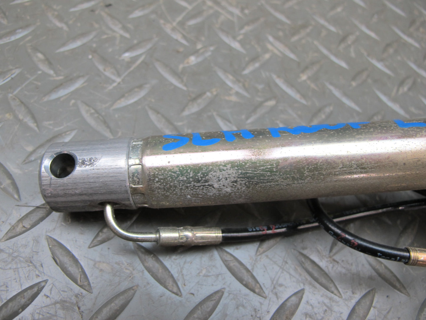 03-12 Mercedes R230 Sl-class Convertible Left TOP Roof Cylinder w Cable OEM