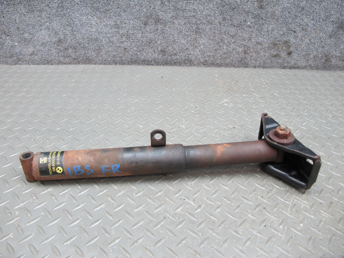 78-87 BMW E24 Set of 2 Front Bumper Left & Right Impact Shock Absorber OEM