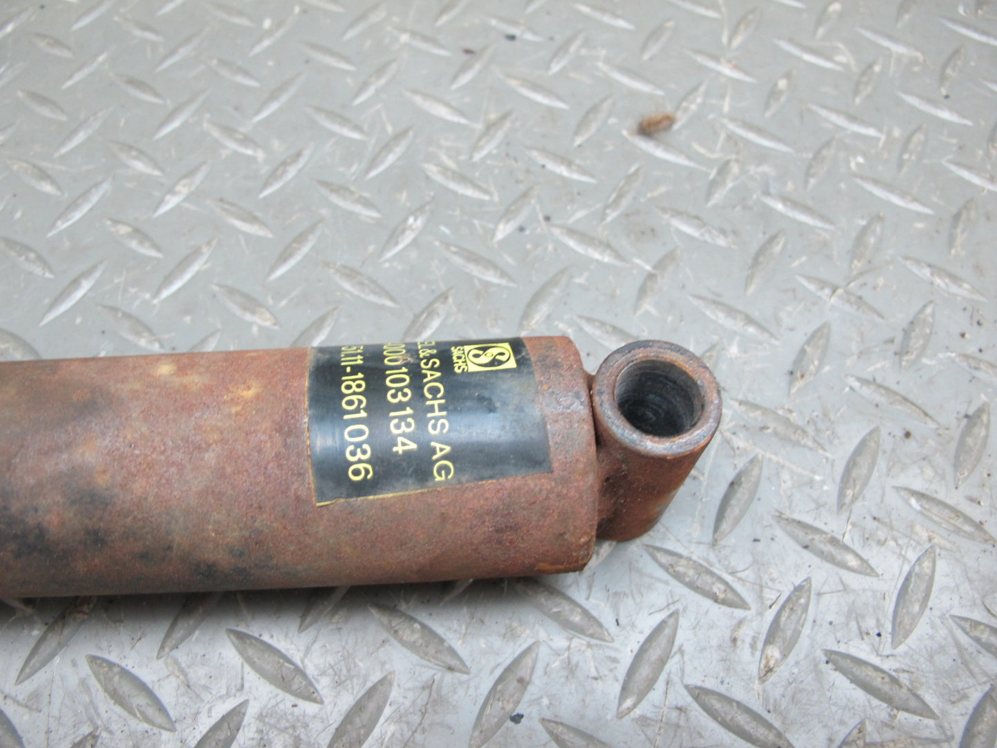 78-87 BMW E24 Set of 2 Front Bumper Left & Right Impact Shock Absorber OEM