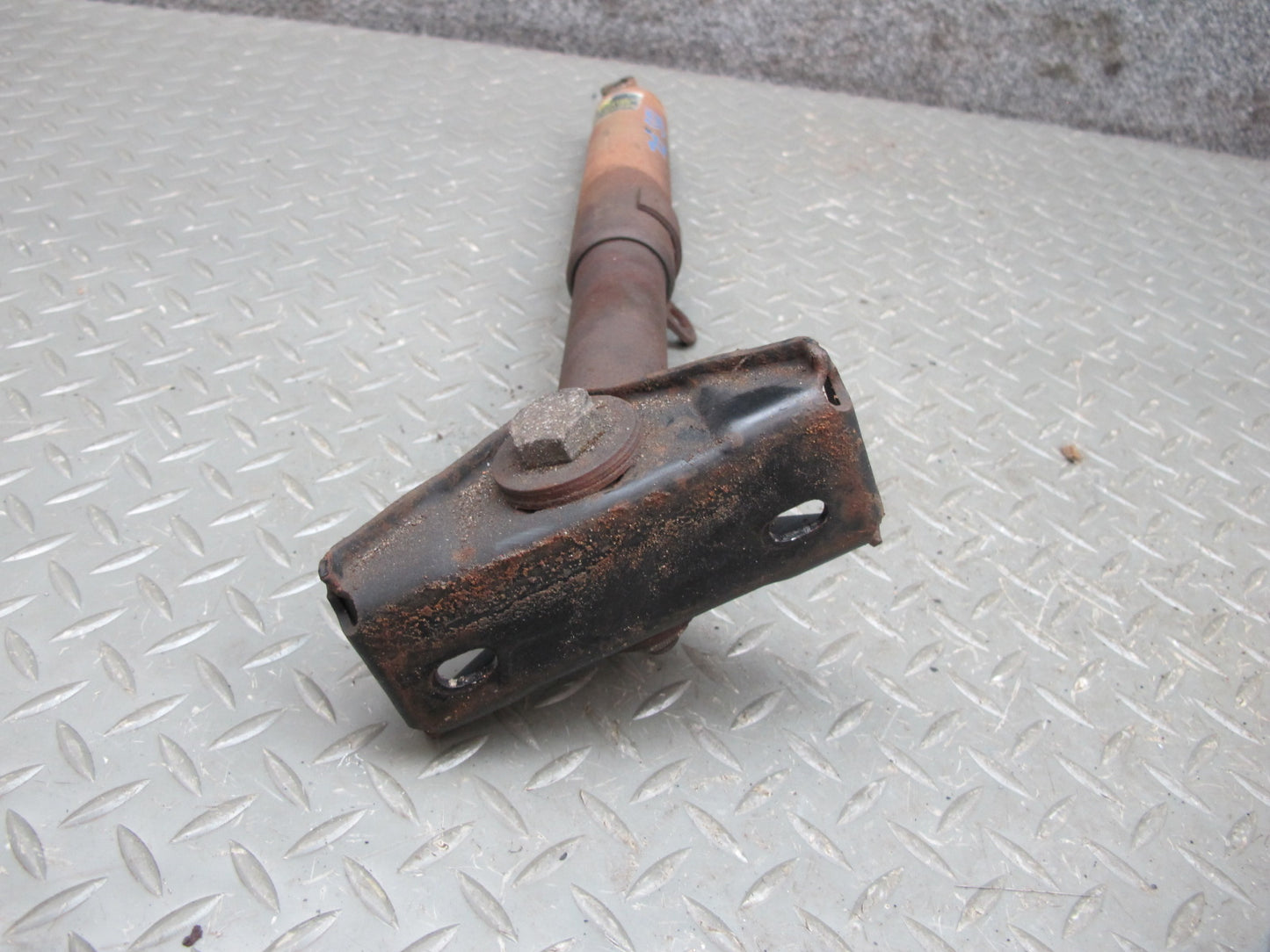 78-87 BMW E24 Set of 2 Front Bumper Left & Right Impact Shock Absorber OEM