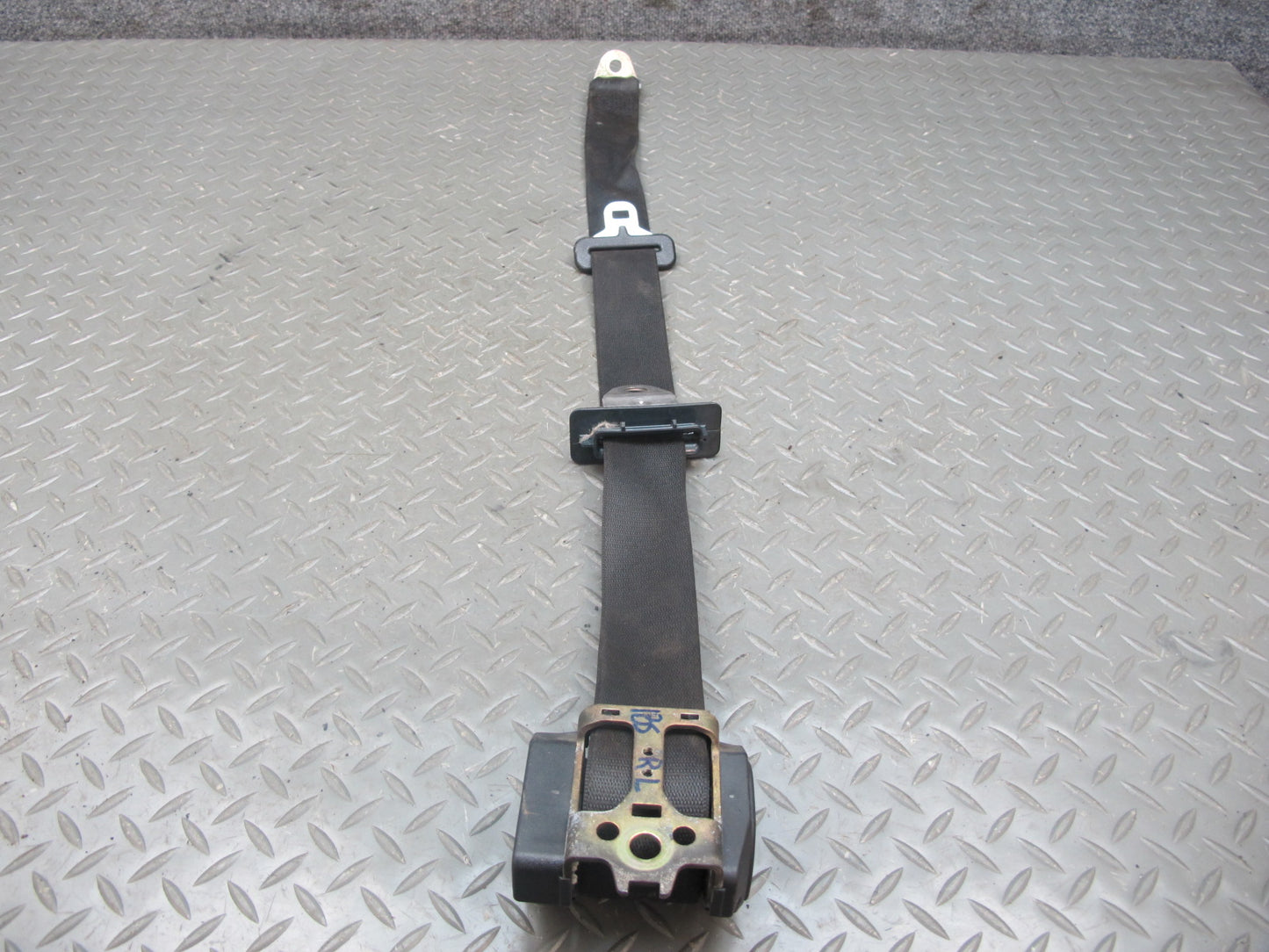 85-89 BMW E24 635CSi REAR LEFT & RIGHT SIDE SEATBELT RETRACTOR SET OEM
