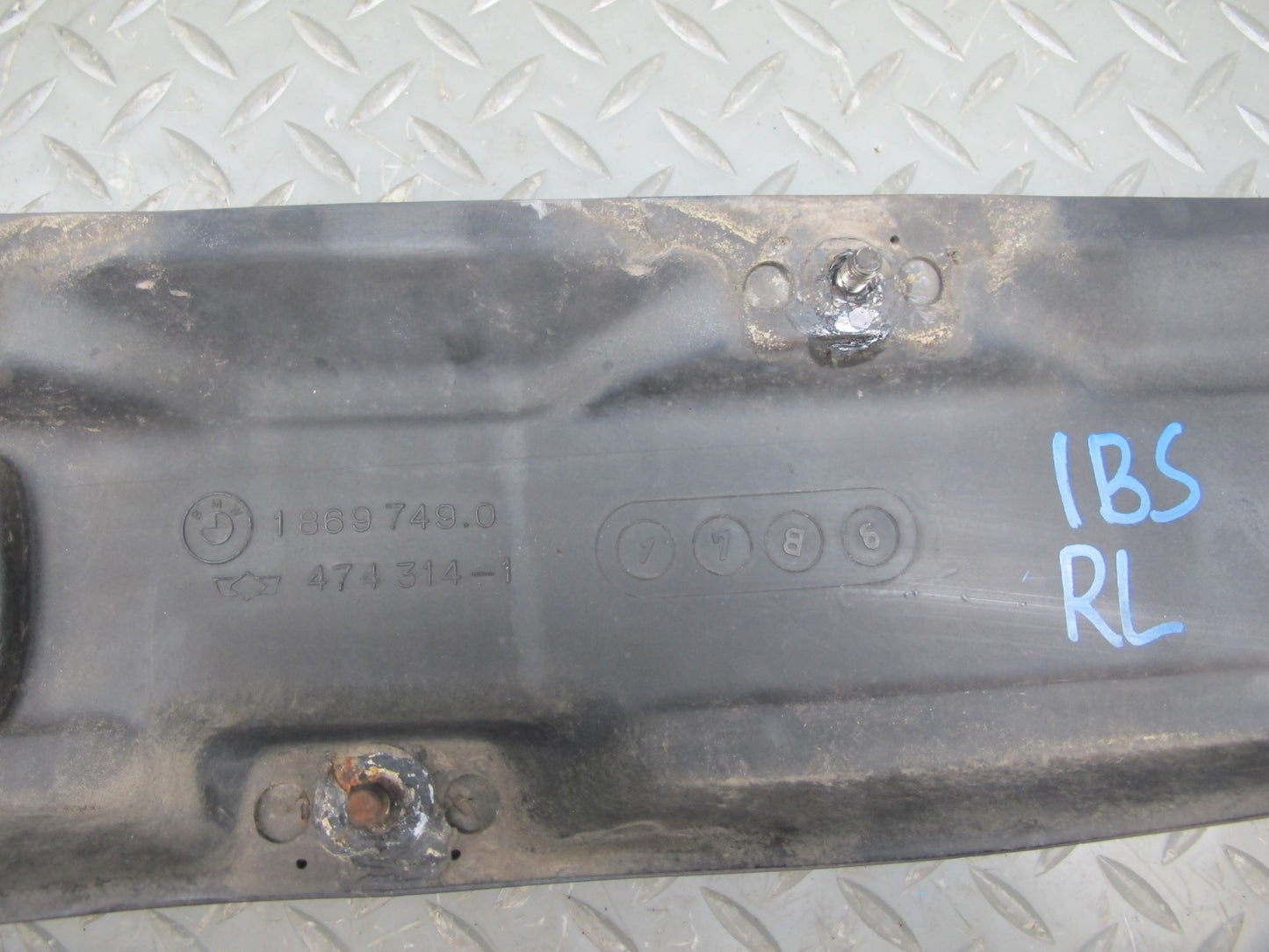 78-87 BMW E24 Set of 2 Rear Bumper Left & Right Side Trim Cover Panel OEM