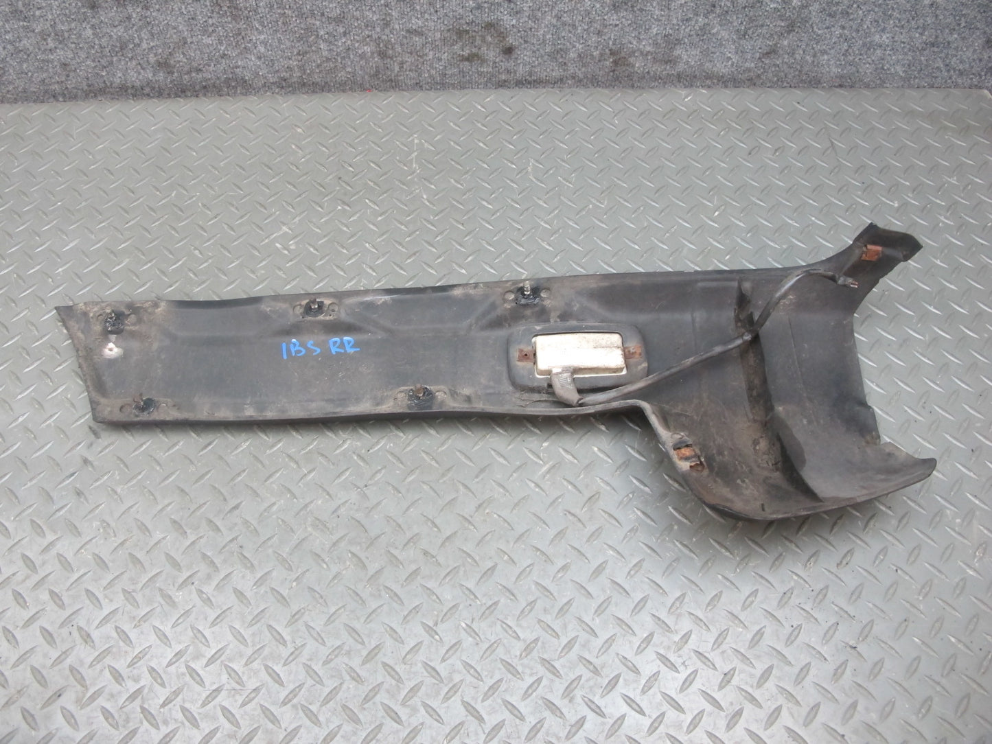 78-87 BMW E24 Set of 2 Rear Bumper Left & Right Side Trim Cover Panel OEM