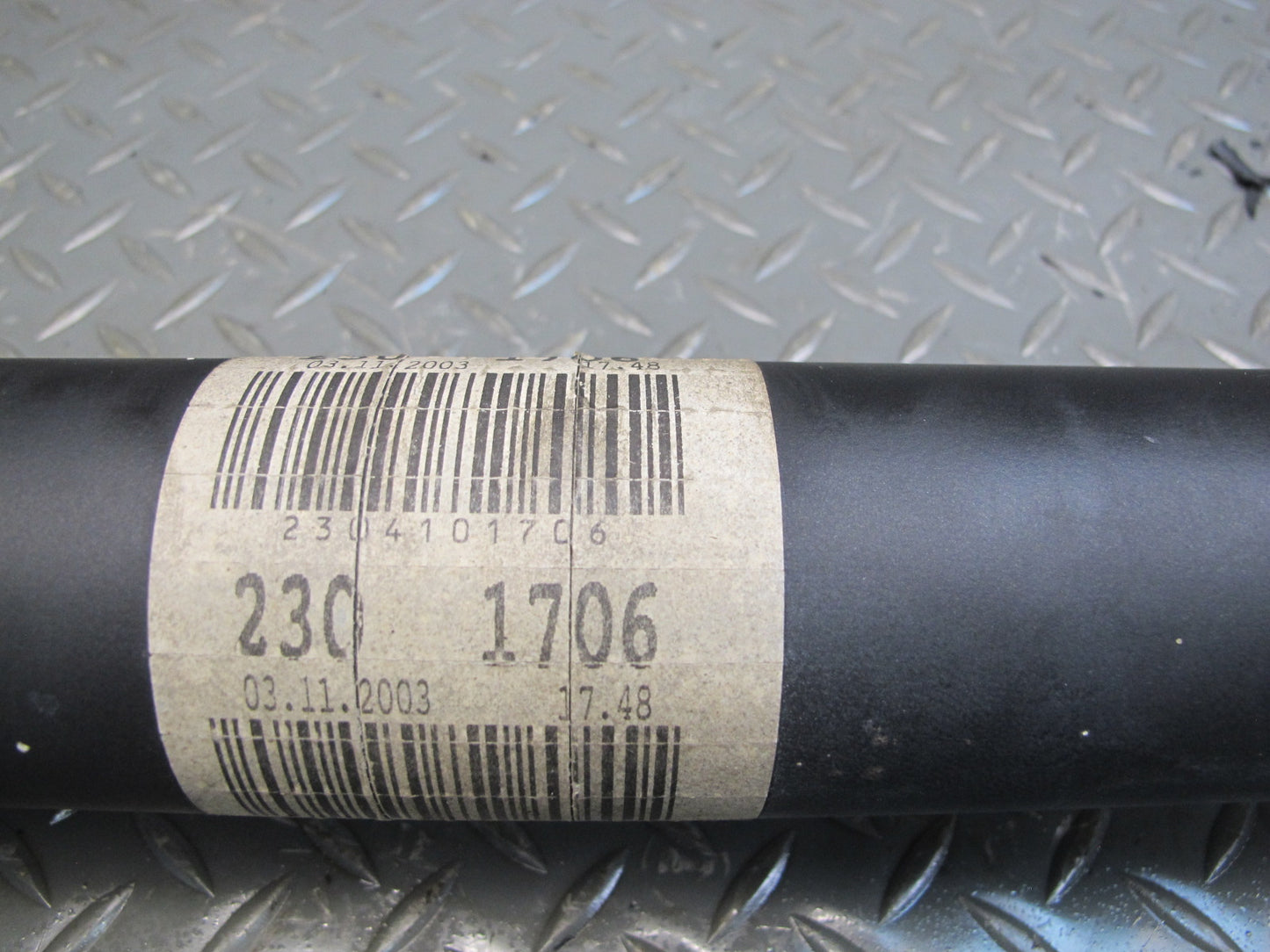 04-06 Mercedes R230 SL600 722.6 A/T Rear Driveshaft Drive Shaft 2304101706 OEM