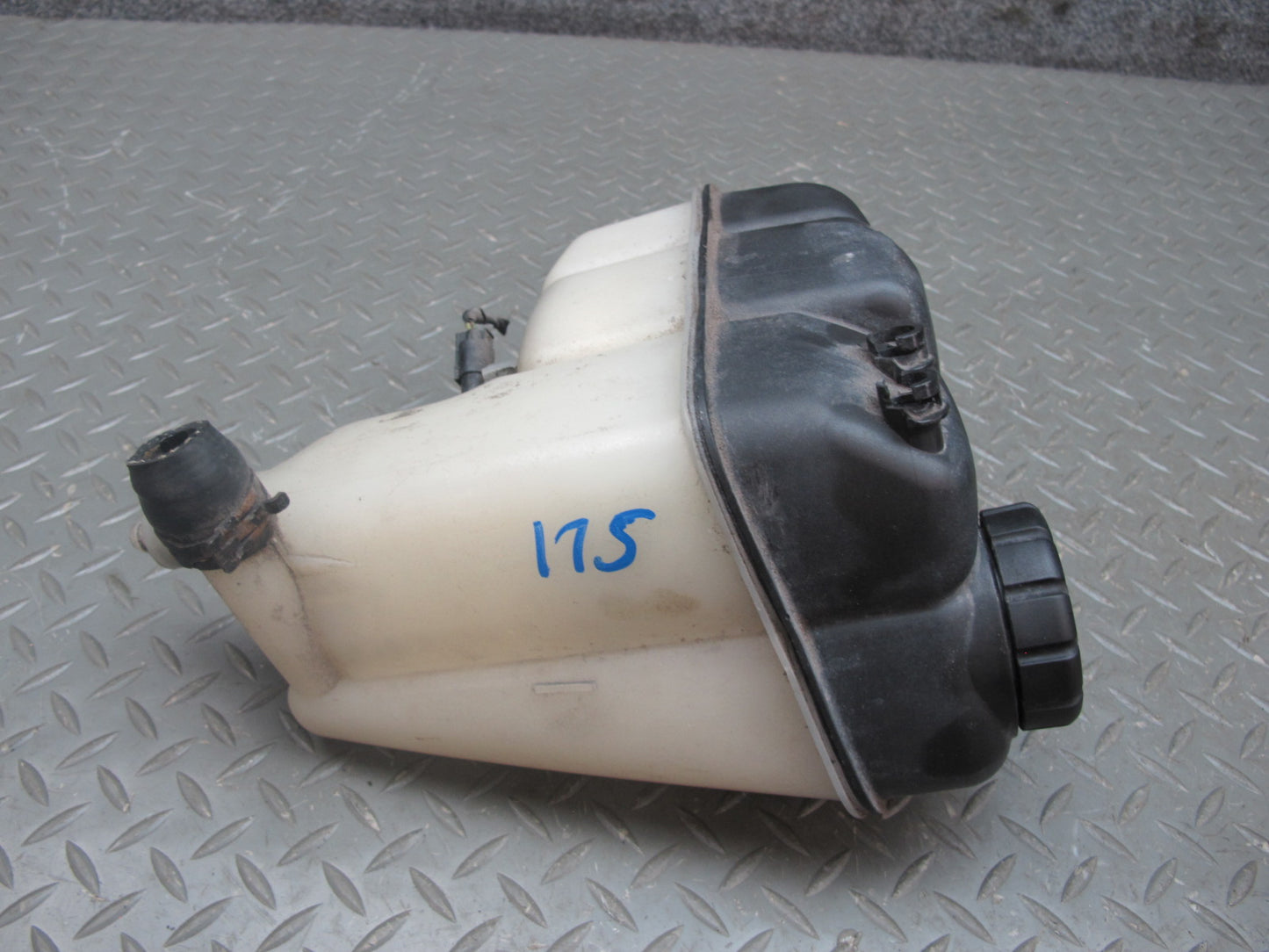 03-12 Mercedes R230 Sl-class Engine Coolant Expansion Overflow Reservoir OEM