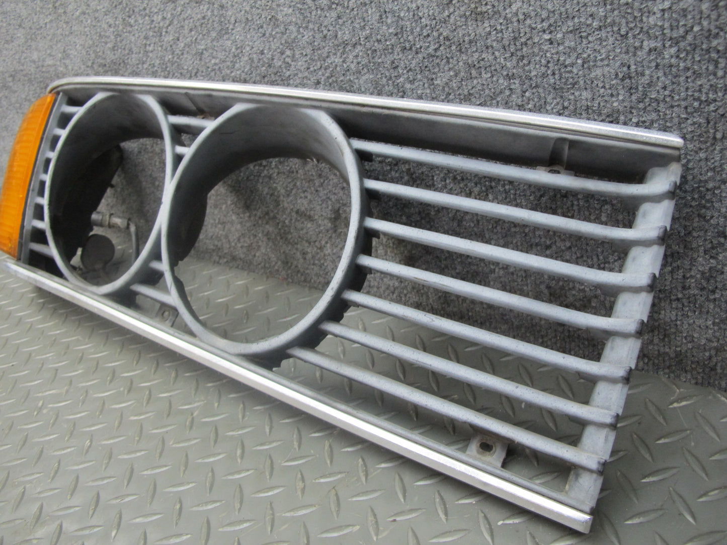 83-87 BMW E24 6-SERIES Set of 2 Front Left & Right Headlight Trim Grille OEM