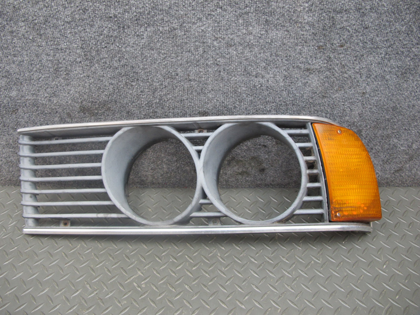 83-87 BMW E24 6-SERIES Set of 2 Front Left & Right Headlight Trim Grille OEM