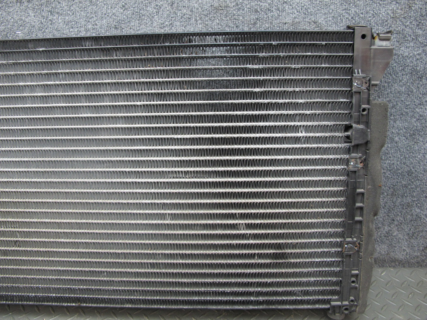 92-93 Lexus UZZ30L SC300 SC400 AC Air Condition Condenser w Line OEM