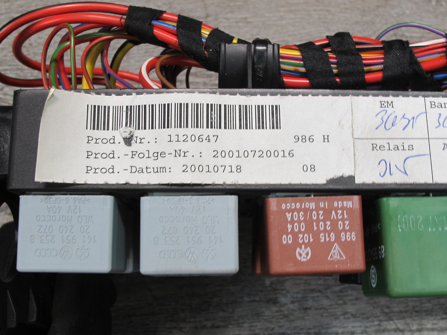 2000-2004 Porsche Boxster 986 Fuse Relay Junction Box Module Unit