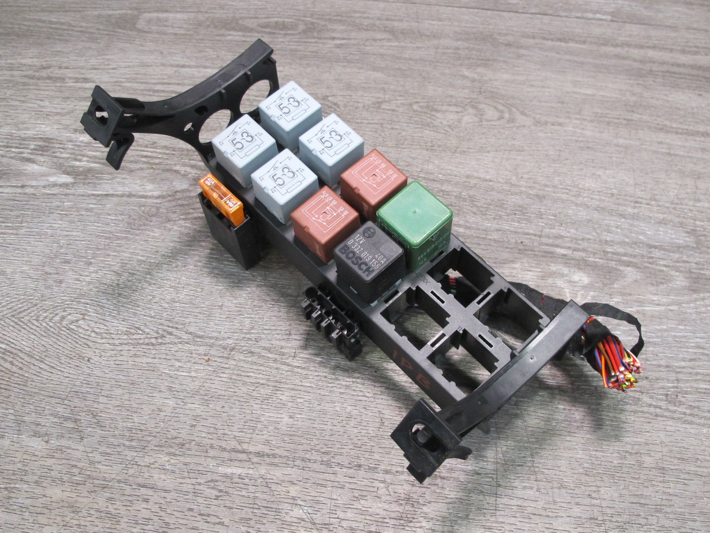 2000-2004 Porsche Boxster 986 Fuse Relay Junction Box Module Unit