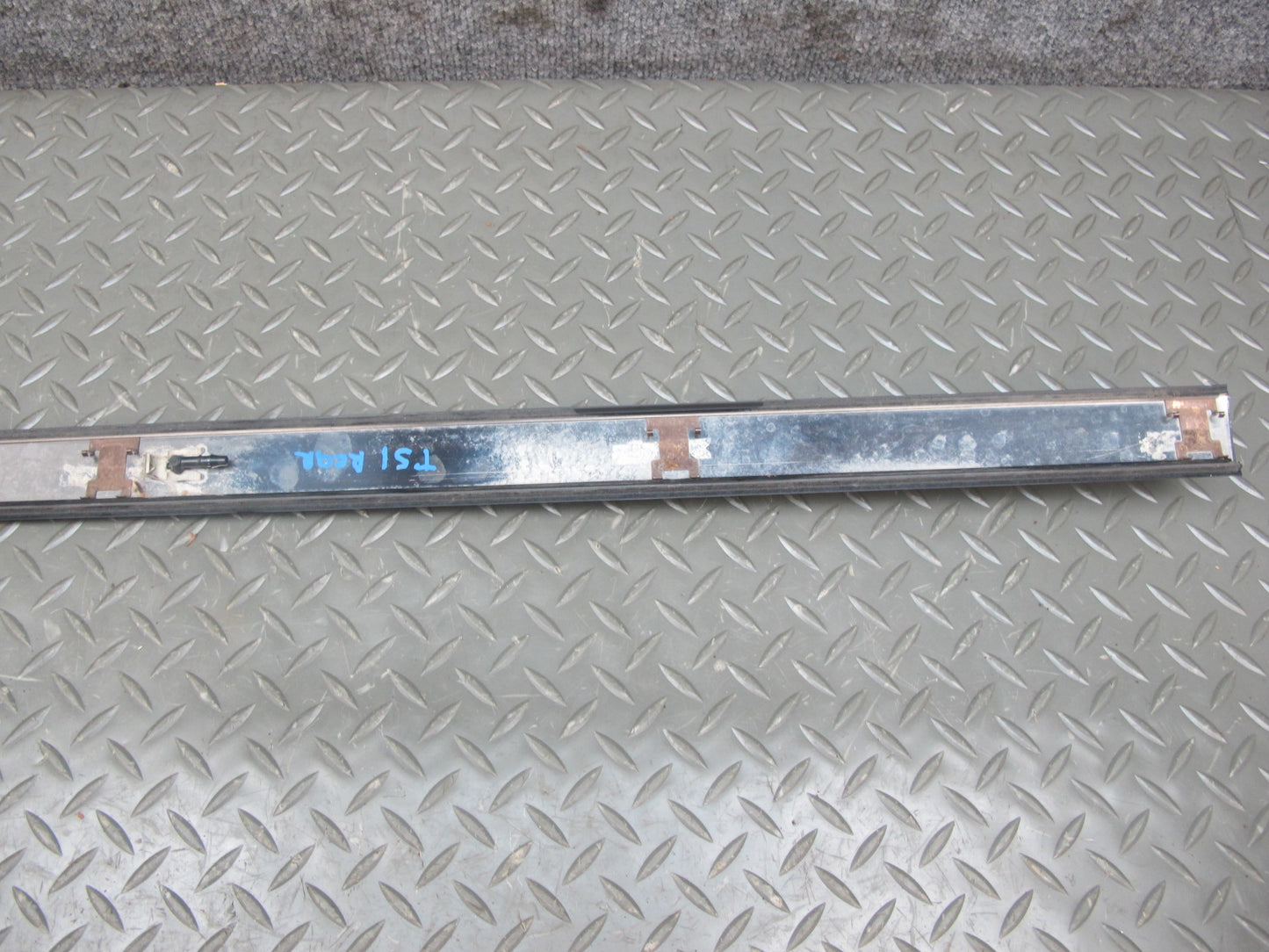 86-92 Toyota Supra MA71 Set of 2 Door Window Weatherstrip Molding OEM