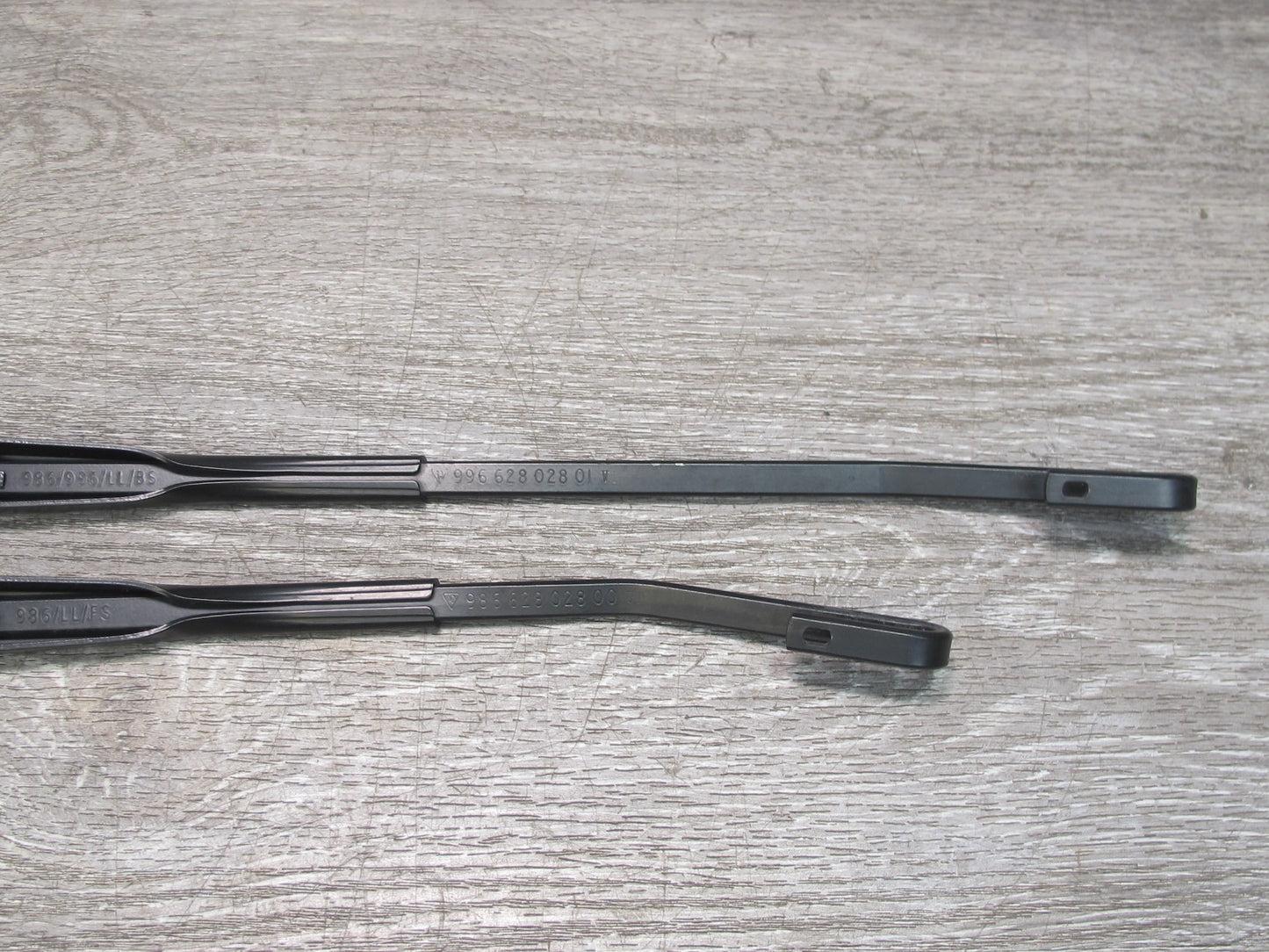 1997-2004 Porsche Boxster 986 Front Left & Right Side Windshield Wiper Arm Set