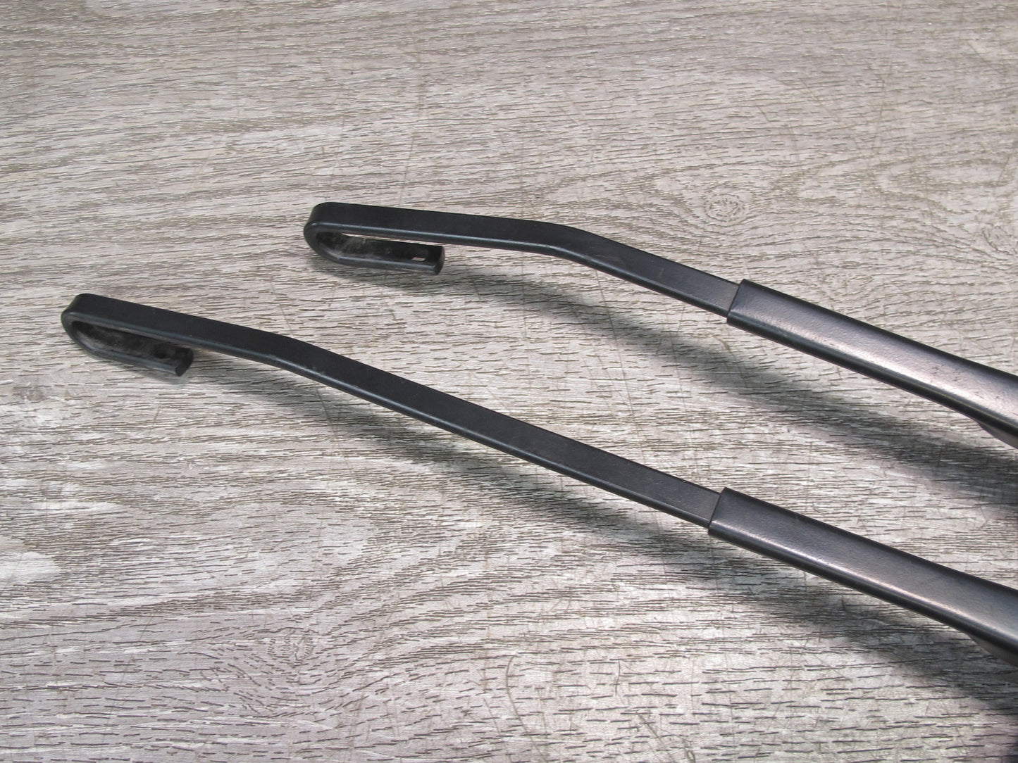 1997-2004 Porsche Boxster 986 Front Left & Right Side Windshield Wiper Arm Set