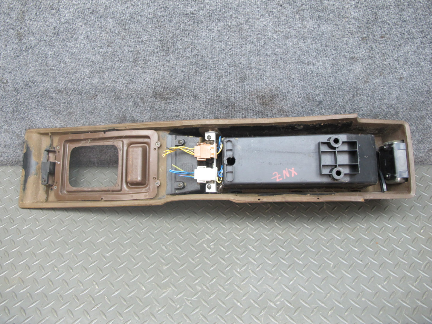 79-83 Datsun Nissan 280ZX 2+2 Manual Center Console Armrest Mirror Switch OEM