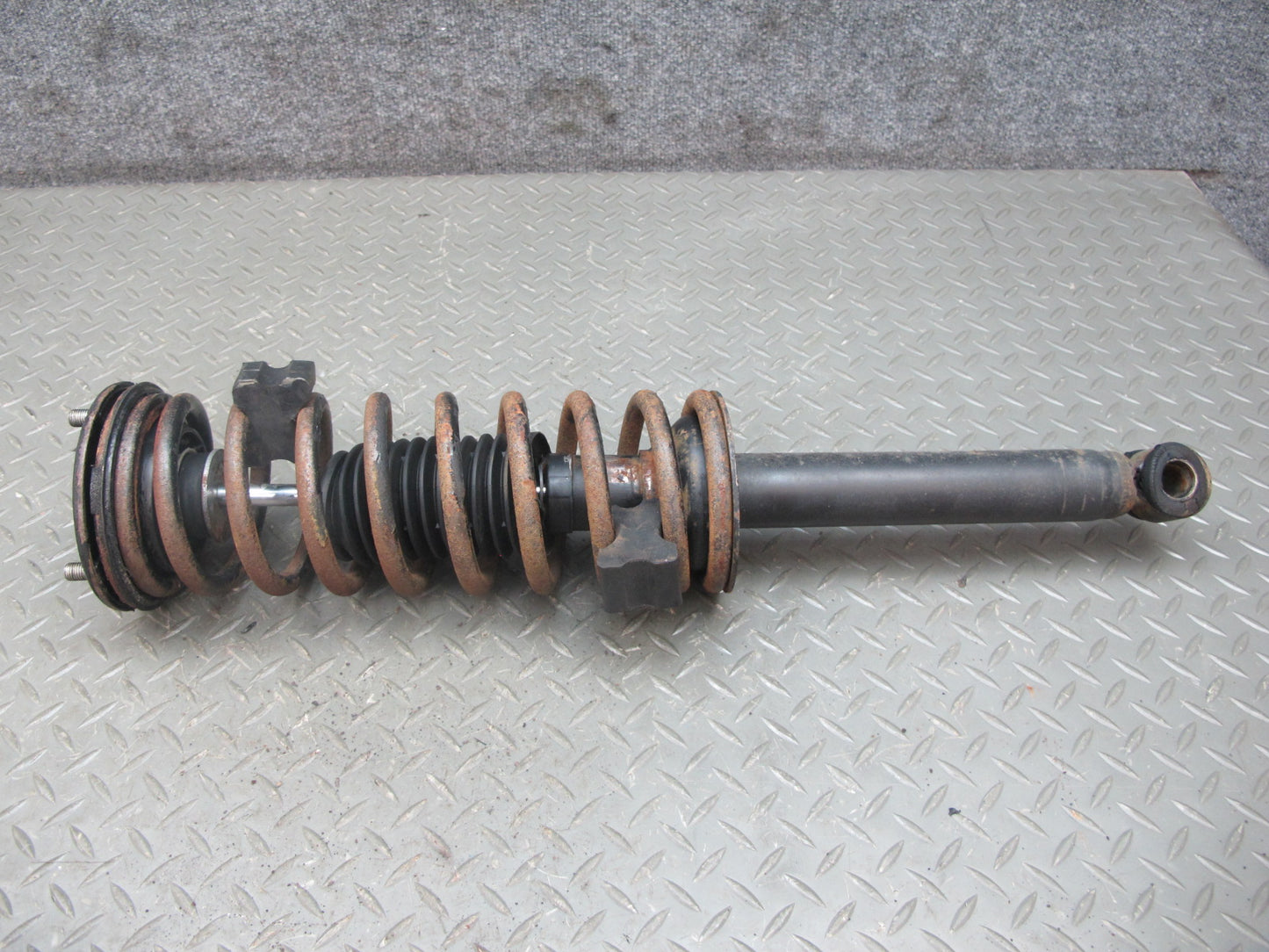 79-81 Datsun Nissan 280ZX S130 2+2 Rear Left Right Strut Shock Spring Set OEM