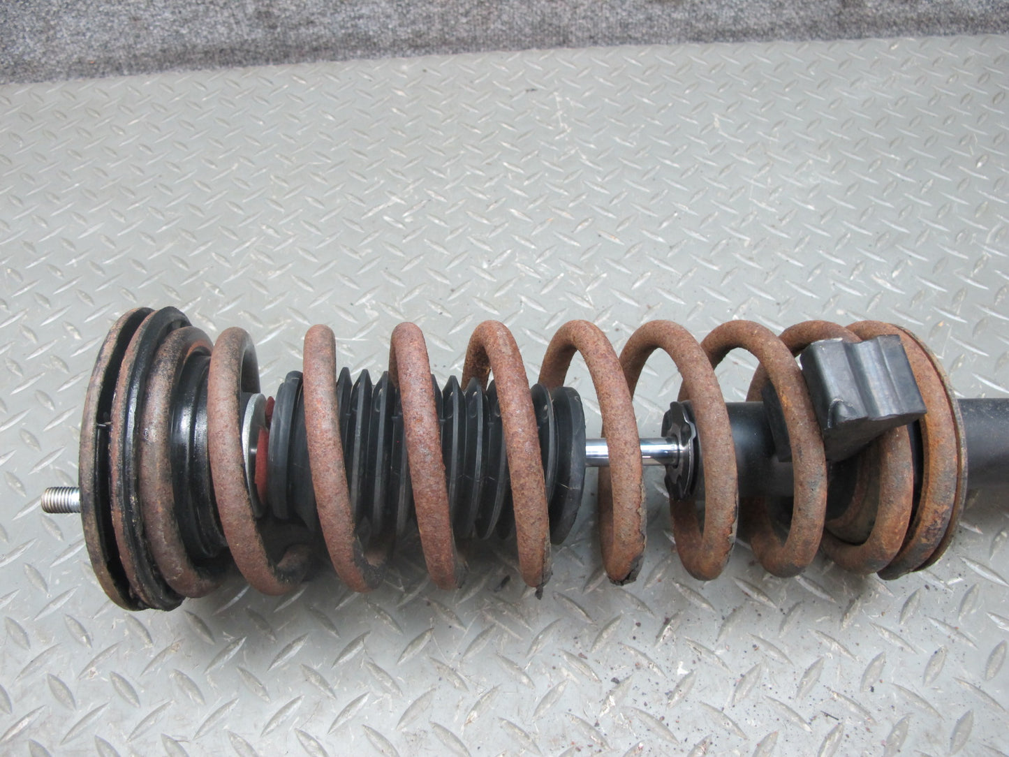 79-81 Datsun Nissan 280ZX S130 2+2 Rear Left Right Strut Shock Spring Set OEM