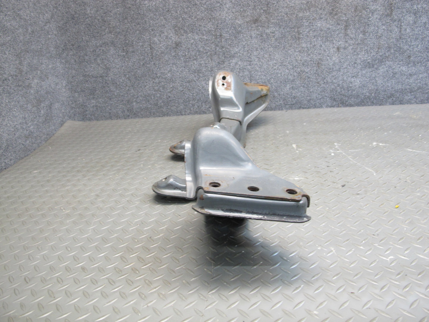 80-83 Datsun Nissan 280ZX S130 2+2 M/T NON Turbo Front Engine Crossmember OEM