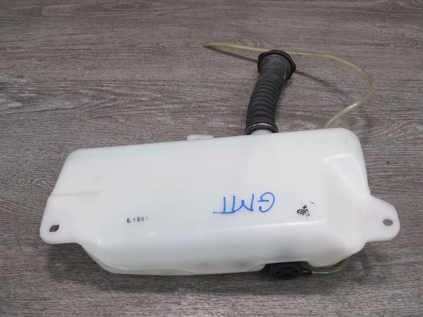 91-99 Mitsubishi 3000GT Rear Windshield Washer Fluid Reservoir w Pump OEM